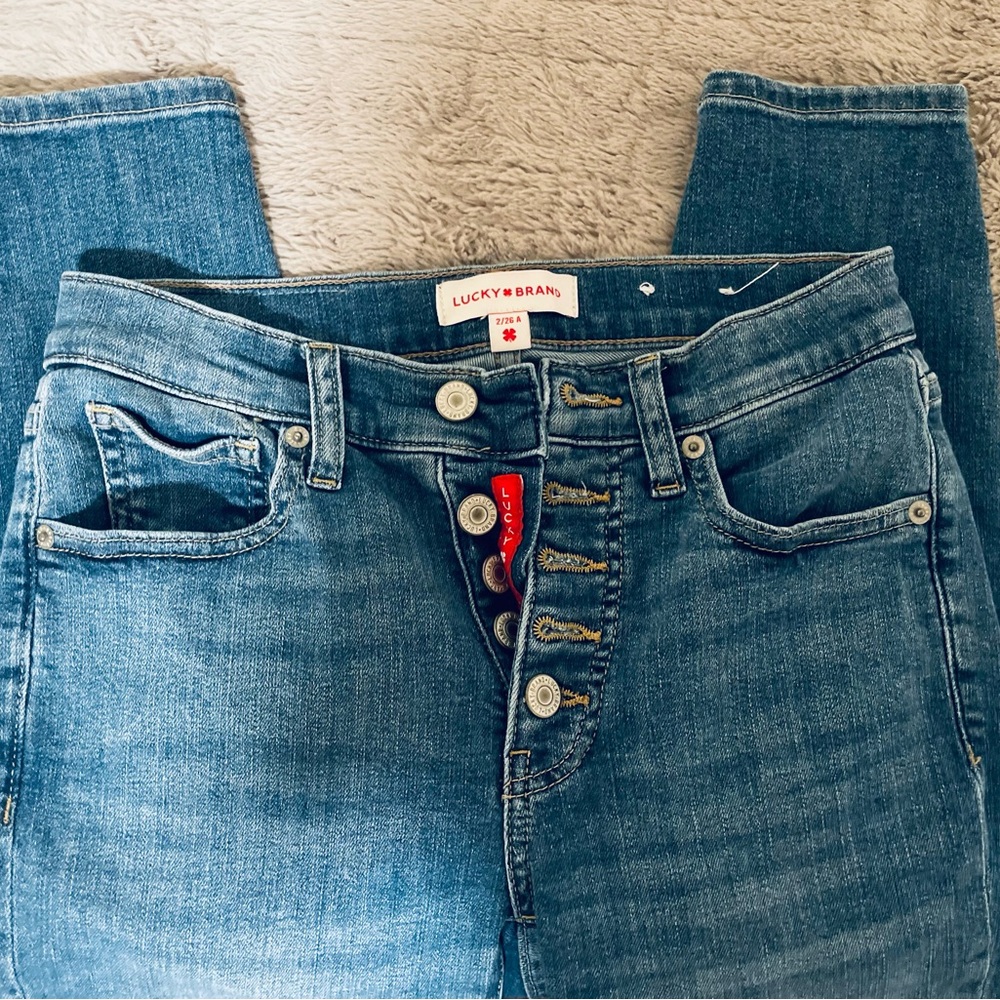 Lucky Jeans
